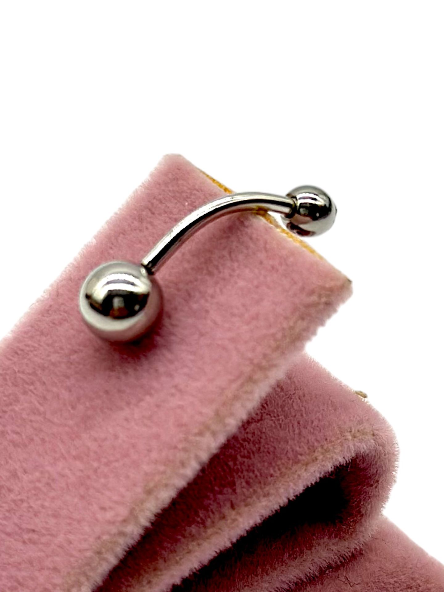 Taşlı Göbek Piercing Gümüş Renk 36li stand