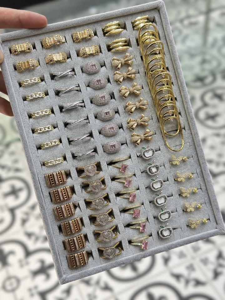Xuping Yüzük 70li Karışık,12 Çeşitlikli,Stand Hediye