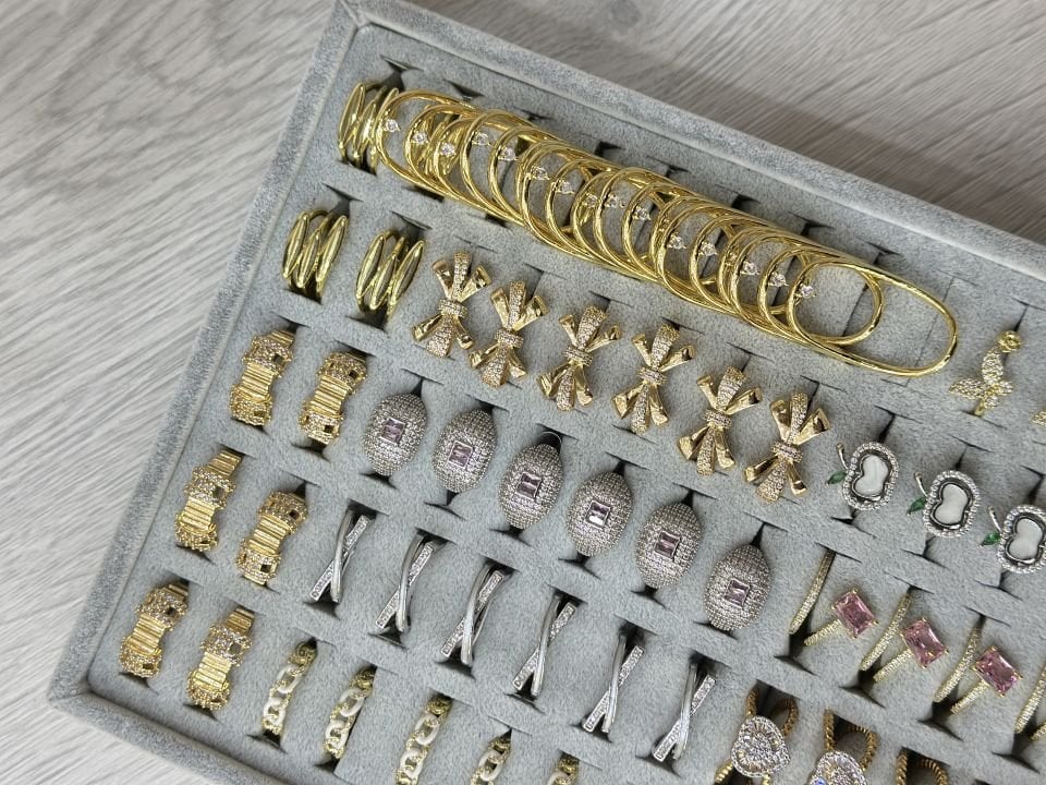 Xuping Yüzük 70li Karışık,12 Çeşitlikli,Stand Hediye